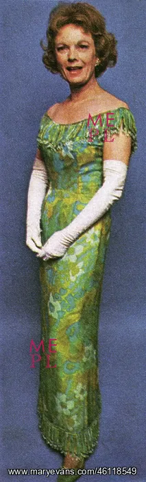 : What People Are Wearing - Anna Neagle : What People Are Wearing - Anna Neagle