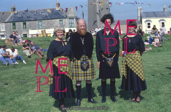 : People wearing Cornish tartan, Cornwall : People wearing Cornish tartan, Cornwall