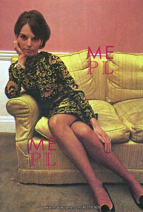 : What People Are Wearing - Sandra Naylor : What People Are Wearing - Sandra Naylor