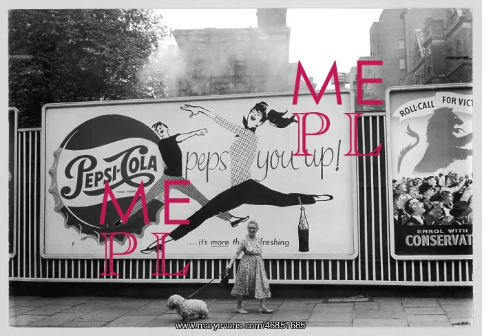 : PEPSI-COLA HOARDING 1958 : PEPSI-COLA HOARDING 1958