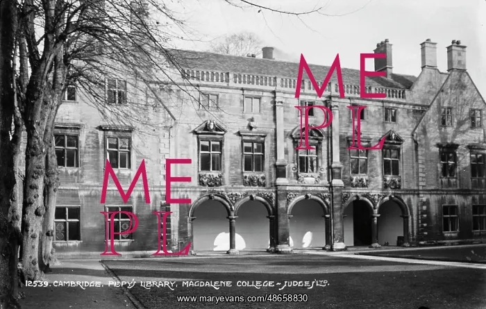 : Pepys Library at Magdalene College : Pepys Library at Magdalene College