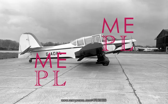 : Percival Prentice T.1 G-AOKL : Percival Prentice T.1 G-AOKL