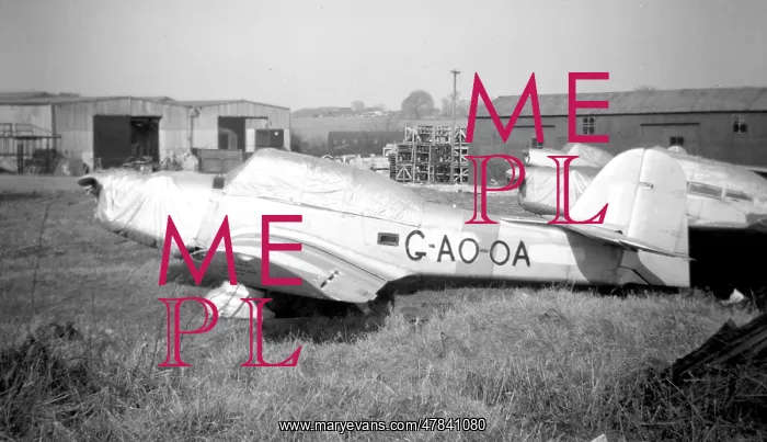 : Percival Prentice T.1 G-AOOA : Percival Prentice T.1 G-AOOA