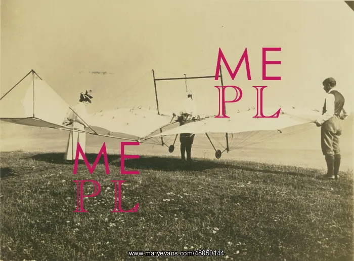 : Percy Pilcher with the Hawk : Percy Pilcher with the Hawk