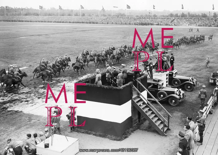 : Performance of a cavalry regiment in Nuremberg, 1934 : Performance of a cavalry regiment in Nuremberg, 1934