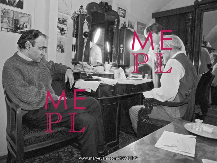: Performance Love under elms, 1993 : Performance Love under elms, 1993