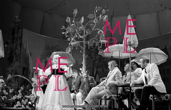 : Performance Mamure in Maly Theatre, 1980 : Performance Mamure in Maly Theatre, 1980