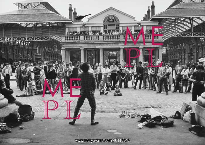 : Performance in the Piazza, Covent Garden, London : Performance in the Piazza, Covent Garden, London
