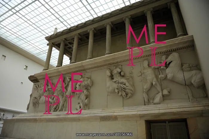 : Pergamon Altar. Detail : Pergamon Altar. Detail