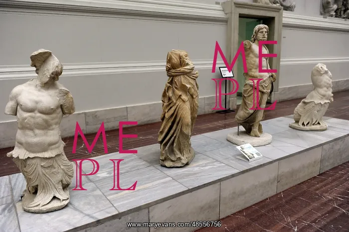 : Pergamon Altar. Statue. Detail : Pergamon Altar. Statue. Detail