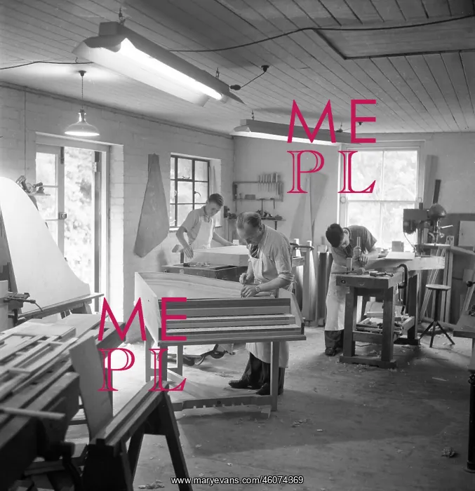 : Period musical instrument making : Period musical instrument making