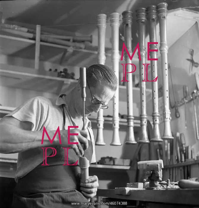 : Period musical instrument making : Period musical instrument making