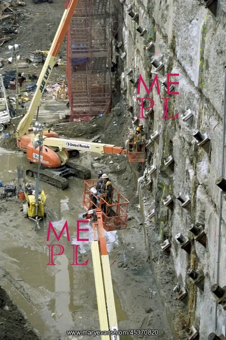 : Personnel at Ground Zero tie back and reinforce : Personnel at Ground Zero tie back and reinforce
