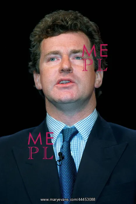  : Peter Ainsworth MP