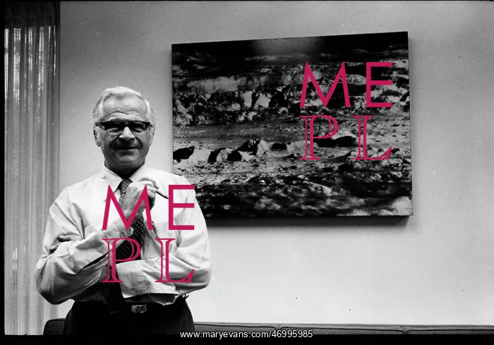 : Peter C. Goldmark : Peter C. Goldmark