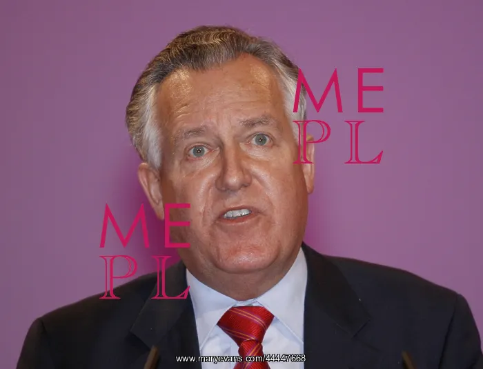 : Peter Hain MP : Peter Hain MP
