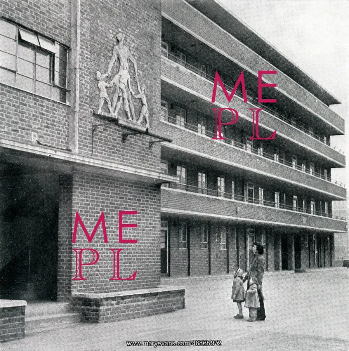 : Peter Peri bas-reliefs on Lambeth housing estate : Peter Peri bas-reliefs on Lambeth housing estate