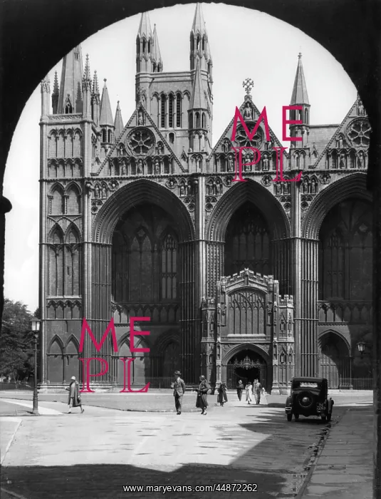 : PETERBOROUGH CATHEDRAL : PETERBOROUGH CATHEDRAL