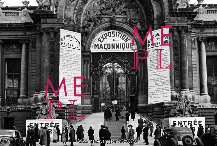 : Petit Palais in Paris, 1940 : Petit Palais in Paris, 1940