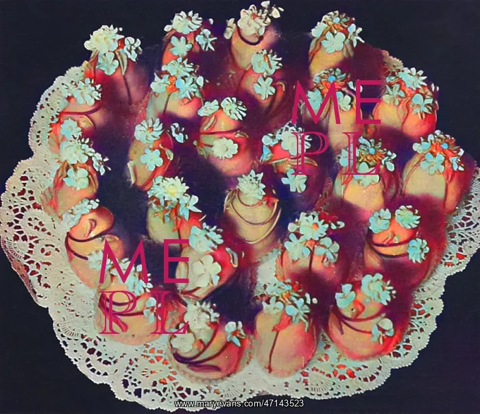  : Petits Fours Glace spread