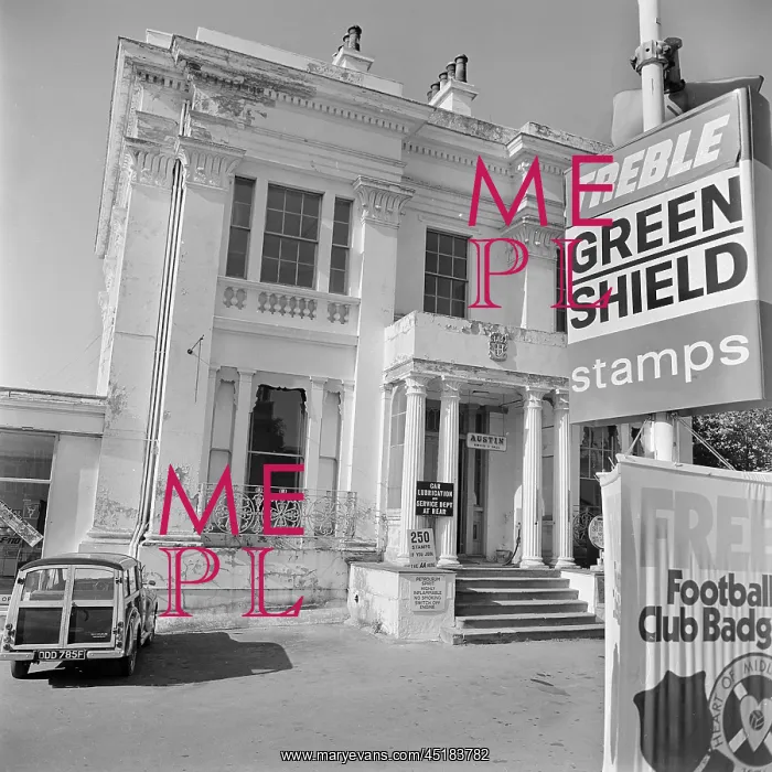 : Petrol Station : Petrol Station