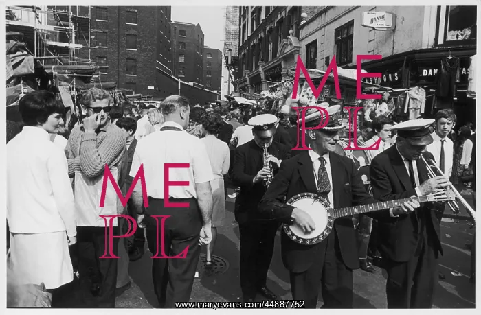 : PETTICOAT LANE / 1960S : PETTICOAT LANE / 1960S