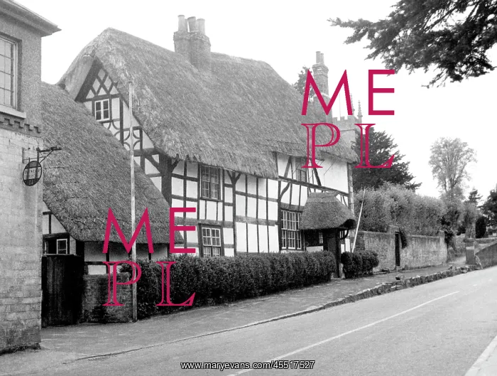  : Pewsey, the Court House c1955