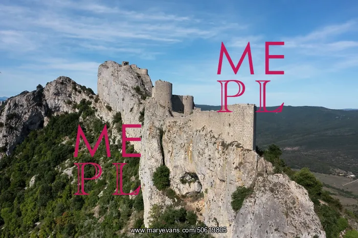 : Peyrepertuse Castle, Duilhac-sous-Peyrepertuse, Aude, France : Peyrepertuse Castle, Duilhac-sous-Peyrepertuse, Aude, France