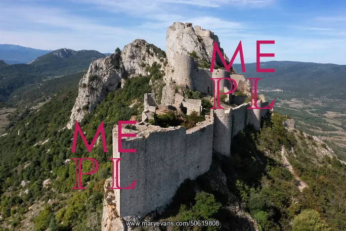 : Peyrepertuse Castle, Duilhac-sous-Peyrepertuse, Aude, France : Peyrepertuse Castle, Duilhac-sous-Peyrepertuse, Aude, France