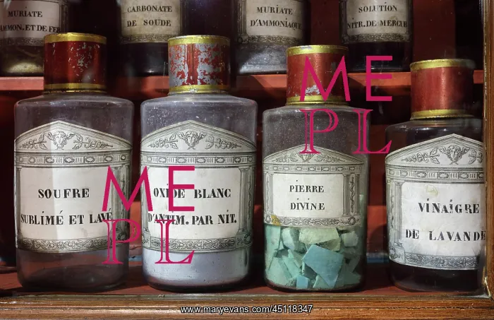 : Pharmacy bottles, Hospices de Beaune, Beaune : Pharmacy bottles, Hospices de Beaune, Beaune