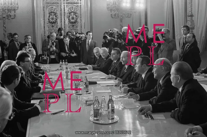 : Philip Jenninger visits USSR : Philip Jenninger visits USSR