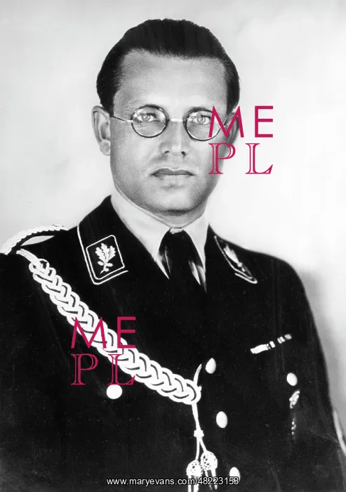 : Philipp Bouhler : Philipp Bouhler