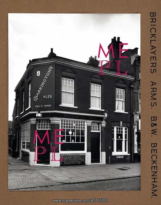 : Photograph of Bricklayers Arms, Beckenham, Greater London : Photograph of Bricklayers Arms, Beckenham, Greater London