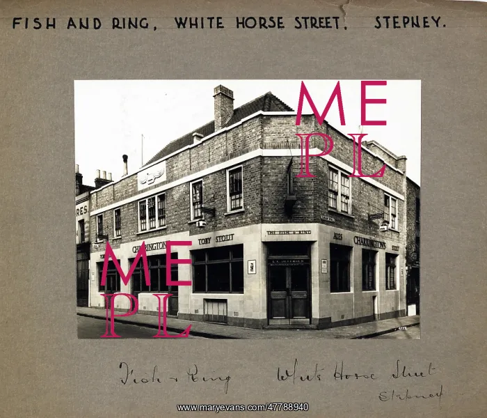 : Photograph of Fish & Ring PH, Stepney, London : Photograph of Fish & Ring PH, Stepney, London