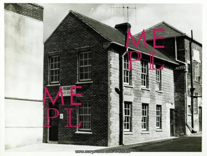 : Photograph of George & Pilgrims Inn, Glastonbury, Somerset : Photograph of George & Pilgrims Inn, Glastonbury, Somerset