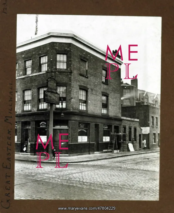 : Photograph of Great Eastern PH, Millwall, London : Photograph of Great Eastern PH, Millwall, London
