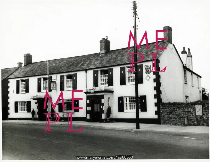 : Photograph of London Inn, Bude, Devon : Photograph of London Inn, Bude, Devon