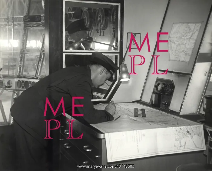: Photograph of navigation room in a dirigible, circa 1933 : Photograph of navigation room in a dirigible, circa 1933