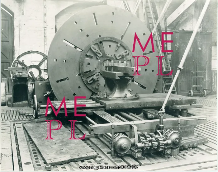 : Photograph of 'Old Face Plate Lathe' : Photograph of 'Old Face Plate Lathe'