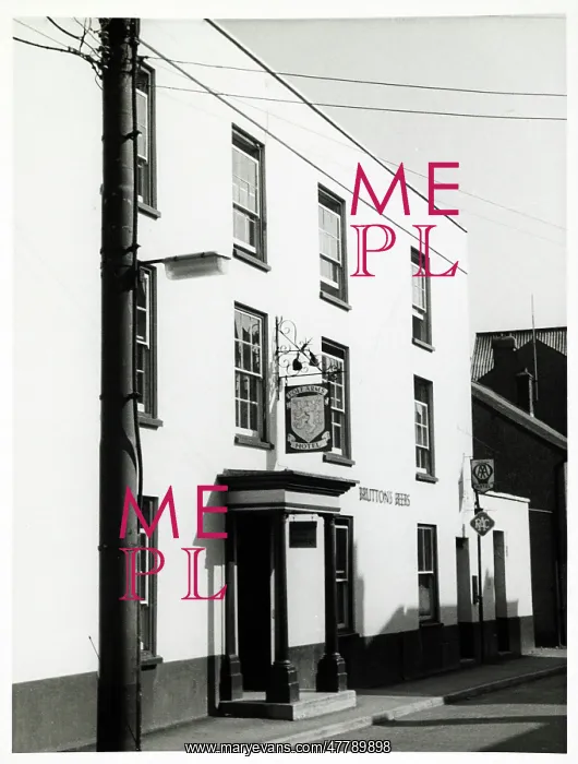 : Photograph of Pole Arms Hotel, Seaton, Devon : Photograph of Pole Arms Hotel, Seaton, Devon