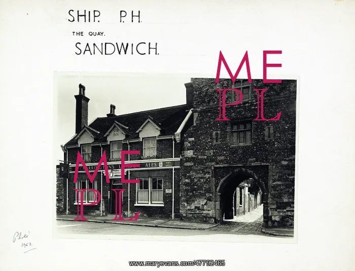 : Photograph of Ship PH, Sandwich, Kent : Photograph of Ship PH, Sandwich, Kent