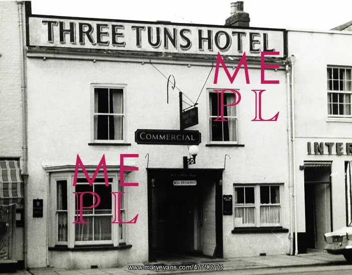 : Photograph of Three Tuns Hotel, Honiton, Devon : Photograph of Three Tuns Hotel, Honiton, Devon