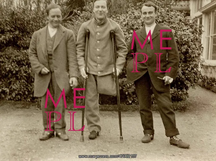: Photograph of three VAD patients : Photograph of three VAD patients