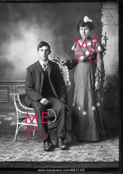: Photograph of a young couple : Photograph of a young couple
