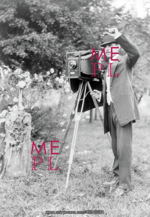 : Photographer, 1911 : Photographer, 1911