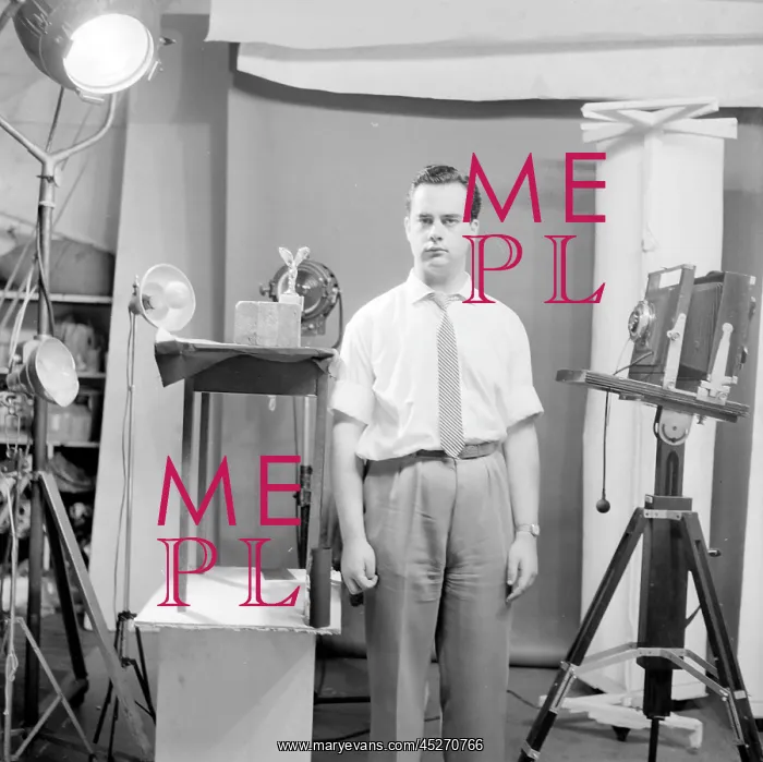 : Photographic studio setup : Photographic studio setup