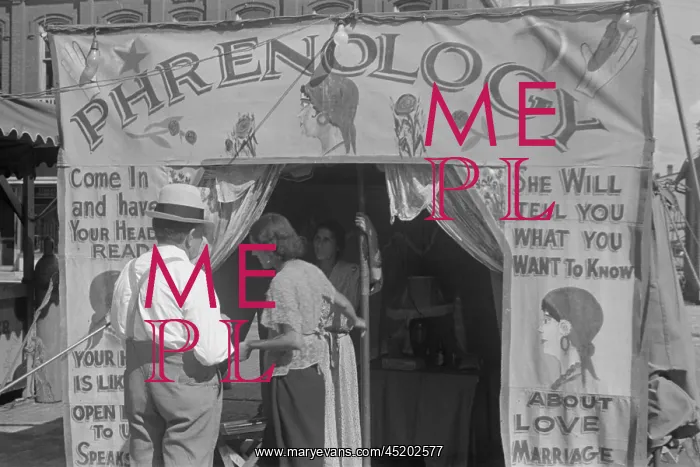 : Phrenology reader's carnival attraction ? : Phrenology reader's carnival attraction ?