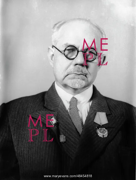 : Phyicist Vladimir Arkadev : Phyicist Vladimir Arkadev