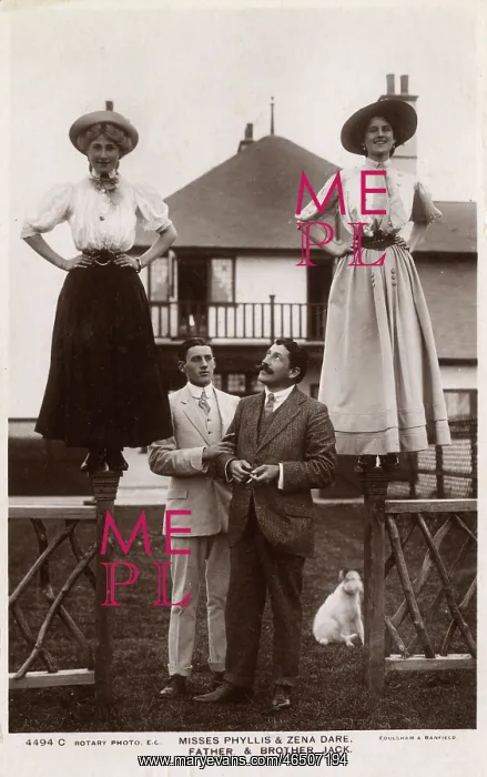 : Phyllis and Zena Dare with their parents and brother Jack : Phyllis and Zena Dare with their parents and brother Jack