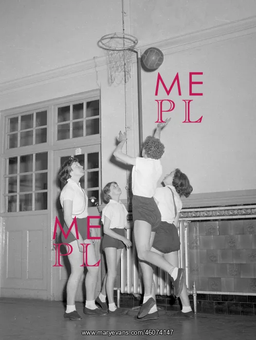 : Physical education, netball : Physical education, netball